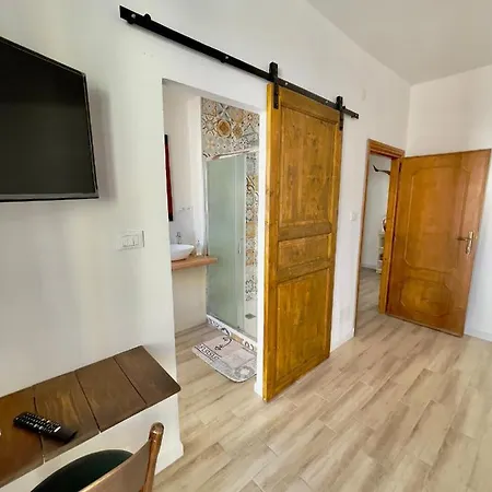 Domo Amsicora - - By Faendho Appartement
